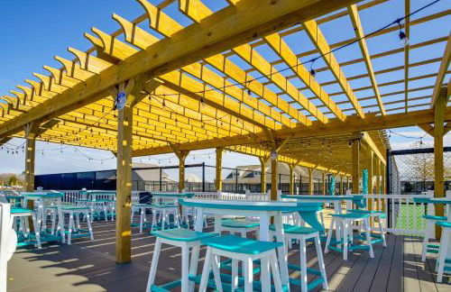 Pool Access and Beach Shuttle Millville Townhome! - Foto 37