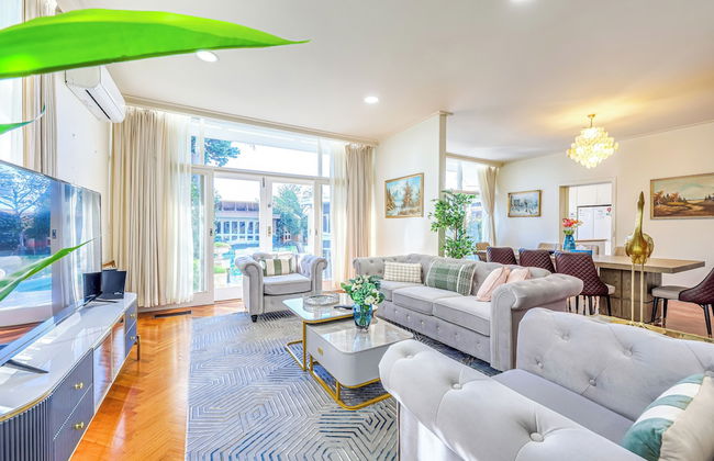 StayAU Spacious 6BR McKinnon Pool Home - Foto 39