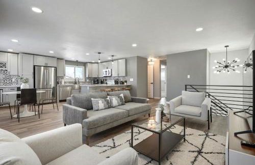 Serene 4-Bedroom Getaway in Arvada! Pet-friendly! - Foto 18