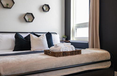 2BR, King Bd, Free Prkn, Gym, NYC View, 8min Train - Foto 58