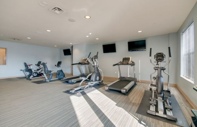 Bridgestreet at Current at the Banks - Photo 25