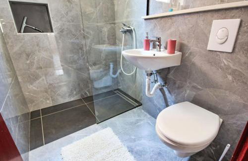 Apartment Snježana-5 by Interhome - Photo 12