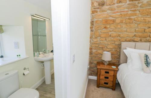 Treacle Cottage - Photo 17