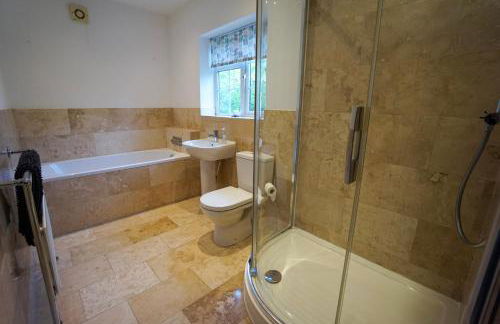 Stunning 7-Bed Home in Lichfield - Foto 31