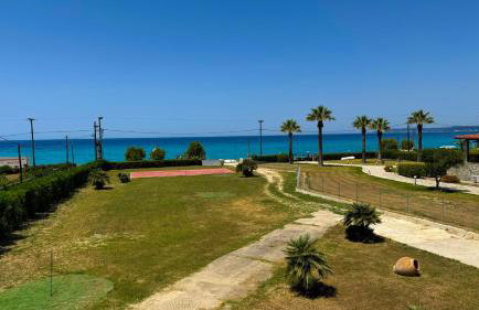 Anemos Deluxe Poseidi Apartments - Foto 1