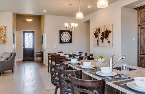 7| Arches in St George with Red Mtn Back Patio Views - Foto 14