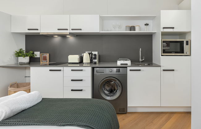 Bridgewater One Luxury Apartments - Photo 51