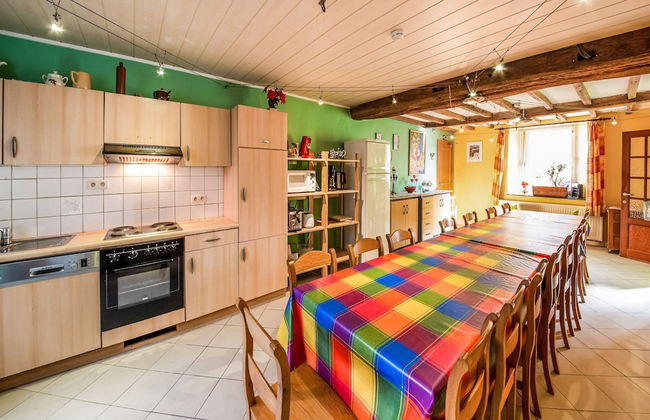 Forestside Escape for 15 Guests - Photo 15