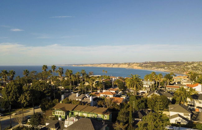 Topaz By Avantstay Adorable Cottage Walking Distance to Beach w/ Large Patio - Foto 21