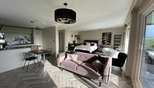 Loudoun Mains Luxury Lodges - Foto 3