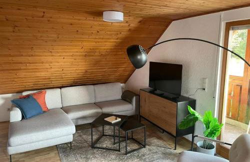 Appartio - Ferienwohnung "Dorfblick" Dachgeschoss - 6 Personen - Netflix - Waschmaschine - Foto 12
