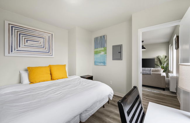 Modern Retreat Near Henry Ford - Foto 20