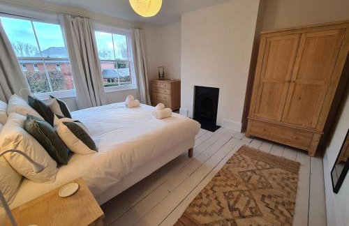 The Shrubbery-Superb Modern home-6 beds-sleeps 11 - Foto 41