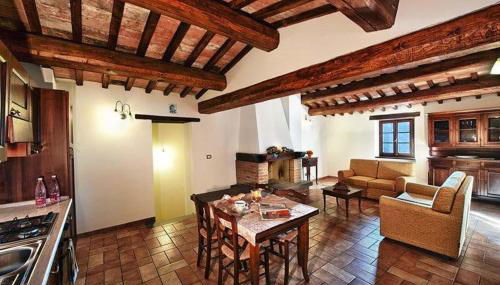2 Bedroom Nice Apartment In Sant'angelo In Vado - Foto 3