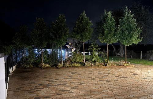 Little Woodlands Chalet with Private Garden & Hot Tub - Foto 67