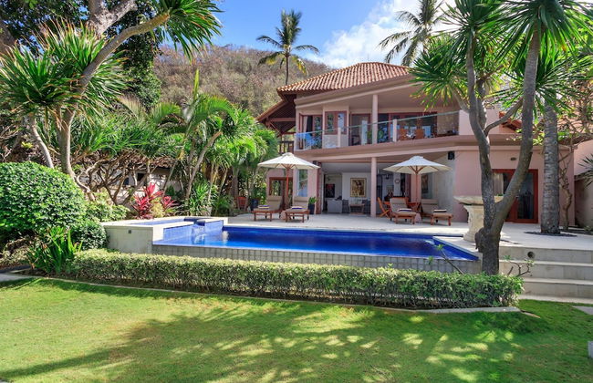 Villa Pantai by Villa Finder - Foto 24