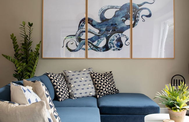 Bosham 3 BR Beach House With Garden Playhouse - Photo 2