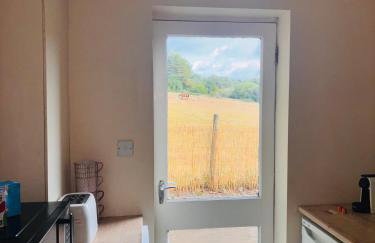 Dolmans Retreat - Photo 6