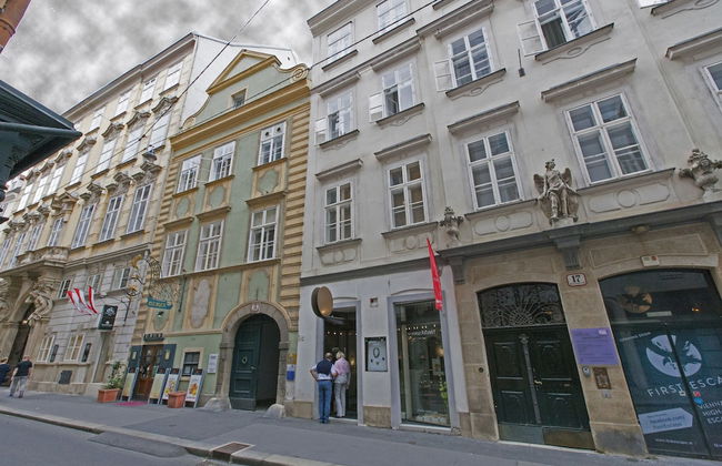 Heart of Vienna Home - Photo 20