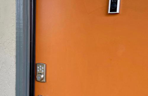 Downtown-King Bed-Top Floor-Parking-Wi-Fi - Foto 10