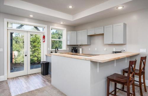 Yosemite Bass Lake VIEWS, 2 Homes, Games, Hot Tub - Foto 54