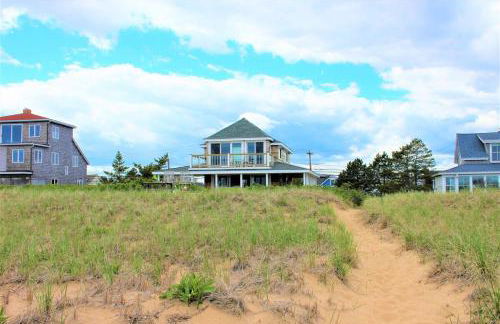 Camp46 Luxury Oceanfront Plum Island Cottage - Foto 10