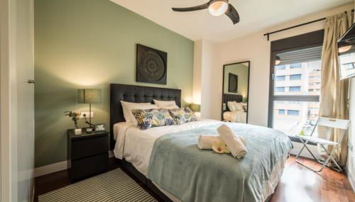 La Serna Premium Center - Photo 2