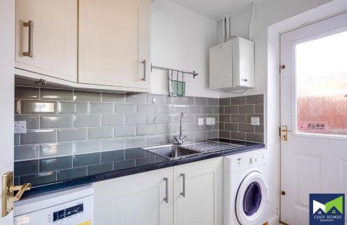 SPACIOUS, Quiet, 5 Bed 2 Bath House with Free Parking, near NEC, Airport & Solihull - Foto 38