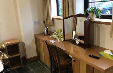 Nuneaton - Cottage - Sleeps 2 - Parking - Garden - Foto 23