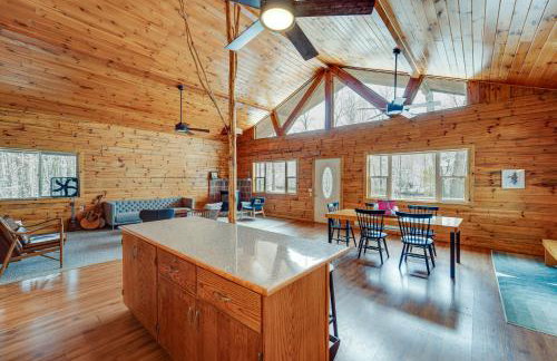 Oswegatchie River Cabin with Kayaks and Fire Pit! - Foto 9