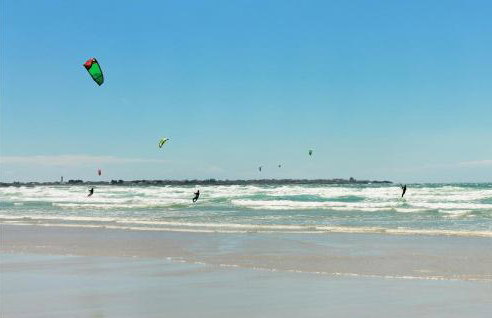 2 Bedroom Amazing Home In Plomeur - Foto 16