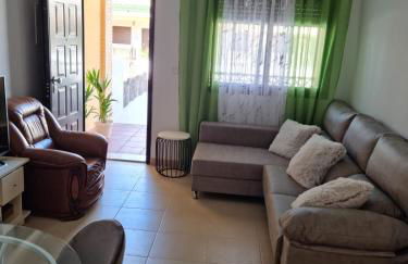 AGRADABLE ADOSADO CON PISCINA - Photo 16