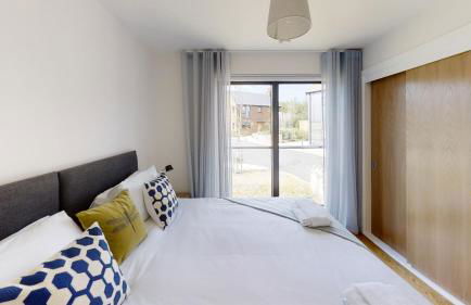 Lakeside property with spa access on a nature reserve Beaumont Village 25 BV25 - Photo 11