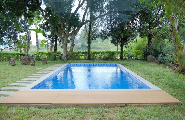 Villa ChavaMinerva Hanni Ciater with Pool - Foto 16