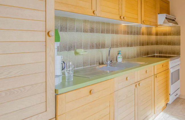 Quiet Valley View Retreat - Photo 13