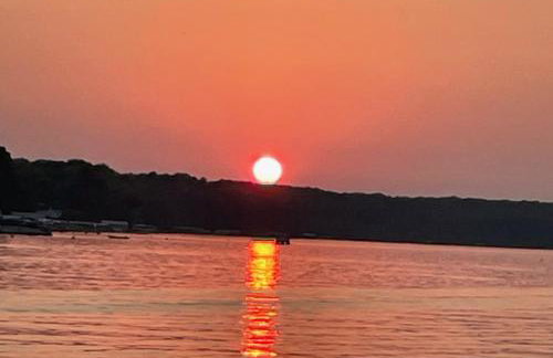 Cottage on Torch Lake - Foto 21