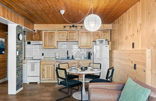 Ski In Ski Out Hunter Mtn Seasonal Pool Access w Panoramic Views Hike Swim Fish Unwind - Foto 4