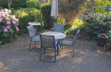 Nurdachhaus auf großem Grundstück - Foto 3