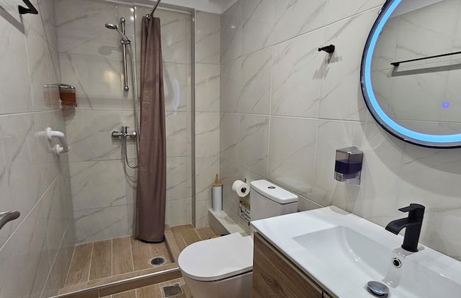 Lemon Tree Suites Near ATH Airport - Photo 34