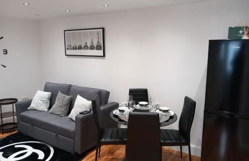 Heronsgate GH013 - Photo 5