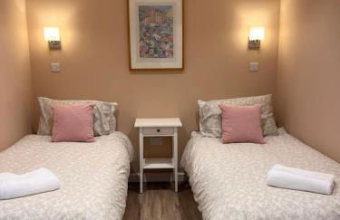 The Piggery - Photo 24