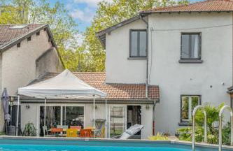 Maison à Lyon Parilly avec Piscine, Jardin, Parking Privé & Proche Eurexpo - Foto 1