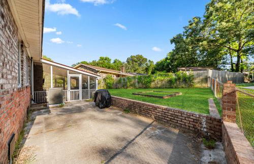 Southern Serenity Minutes From The Interstate - Foto 23