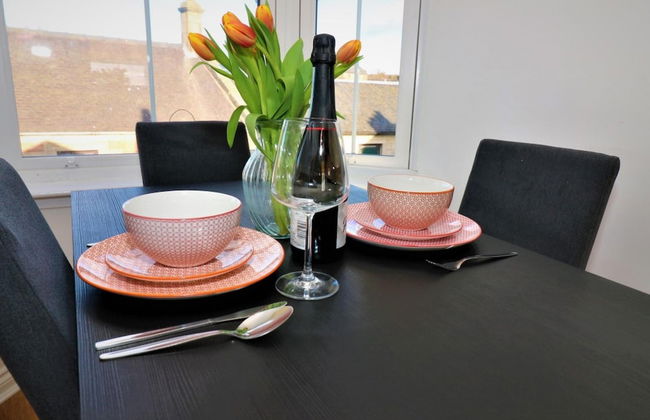 No 11 Bonnet Road - 2 Bed - Photo 1