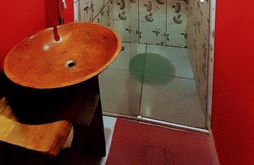 CHaLéS GuiGó, Refugio em meio a natureza - Photo 60