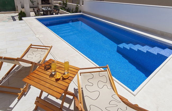 Modern Villa in Povlja With Pool - Foto 15