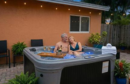 Hidden Gem Vacation Villa w Private Pool & TikiHut - Foto 9