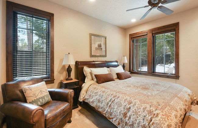 Homewood on the Lake - Photo 3