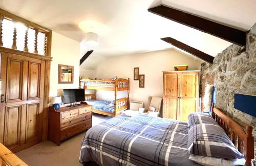 Annie's Cottage - 3 miles from the iconic Minack Theatre - Photo 9