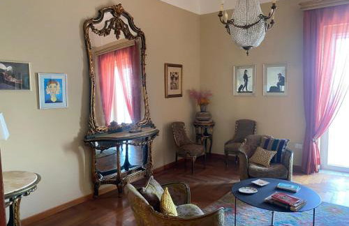 Caracciolo Seafront Charme Home - Photo 14